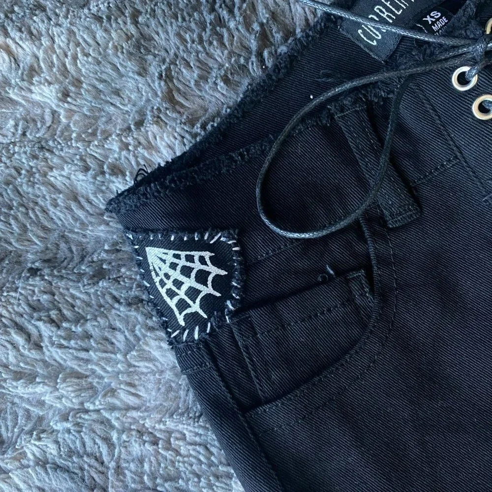 Stitch Btch Patched Lace Up Jeans - Picture 5 of 12